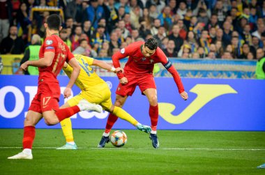 Kyiv, Ukrayna - 14 Ekim 2019: Uefa Euro 2020 ön eleme maçında Ukrayna milli takımı Ukrayna ile Ukrayna milli takımı arasında oynanan Cristiano Ronaldo