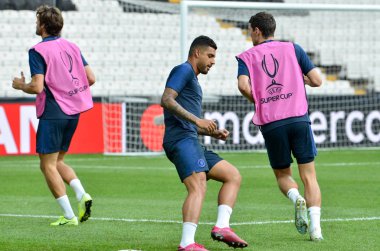 İstanbul, Türkiye - 14 Ağustos 2019: Türkiye 'nin Vodafone Arena kentindeki Vodafone Park' ta Liverpool ile Chelsea arasında oynanan Uefa Süper Kupa Finalleri öncesinde Chelsea futbolcuları antrenman oturumu