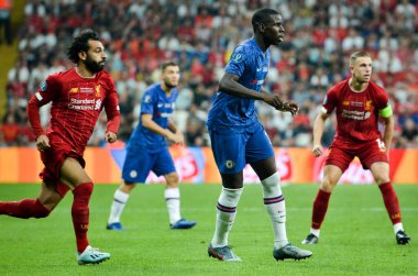 İstanbul, Türkiye - 14 Ağustos 2019: Türkiye 'nin Vodafone Arena kentindeki Vodafone Park' ta Liverpool ile Chelsea arasında oynanan Uefa Süper Kupası Finalleri sırasında futbolcu