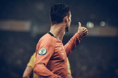 Kyiv, Ukrayna - 14 Ekim 2019: Uefa Euro 2020 ön eleme karşılaşmasında Ukrayna milli takımı Ukrayna ile Ukrayna milli takımı arasında oynanan karşılaşma sırasında Cristiano Ronaldo