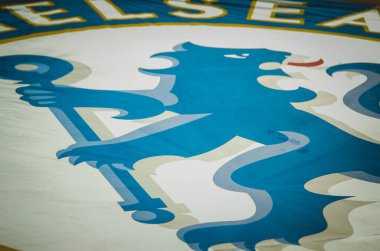 İstanbul, Türkiye - 14 Ağustos 2019: Uefa Süper Kupa Finalleri sırasında Vodafone Arena, Türkiye 'deki Vodafone Park' ta Liverpool ile Chelsea arasında oynanan karşılaşmada Chelsea resmi logosu kapatıldı