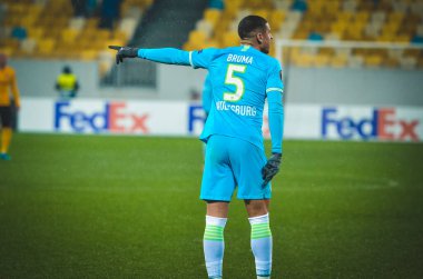 Lviv, Ukrayna - 28 Kasım 2019: Alexandria (Ukrayna) ile Wolfsburg (Almanya), Ukrayna arasındaki Uefa Avrupa Ligi karşılaşmasında Jeffrey Bruma oyuncusu