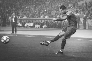 Kyiv, Ukrayna - 14 Ekim 2019: Uefa Euro 2020 ön eleme karşılaşmasında Ukrayna milli takımı Ukrayna ile Ukrayna milli takımı arasında oynanan karşılaşma sırasında Cristiano Ronaldo