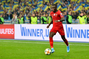 Kyiv, Ukrayna - 14 Ekim 2019: Uefa Euro 2020 ön eleme maçında Ukrayna milli takımı Ukrayna ile Portekiz milli takımı Ukrayna maçı sırasında Bruma oyuncusu