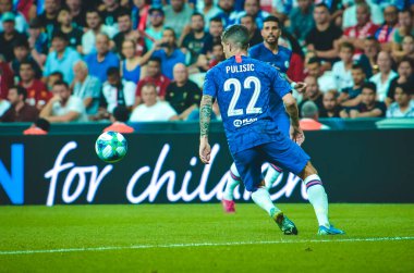 İstanbul, Türkiye - 14 Ağustos 2019: Türkiye 'nin Vodafone Arena kentindeki Vodafone Park' ta Liverpool ile Chelsea arasında oynanan Uefa Süper Kupası Finalleri 'nde Hıristiyan Pulisiç oyuncusu