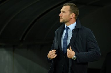 Kyiv, Ukrayna - 14 Ekim 2019: Uefa Euro 2020 ön eleme karşılaşmasında teknik direktör Andriy Shevchenko Ukrayna milli takımı Ukrayna milli takımı Ukrayna ile karşılaşacak.