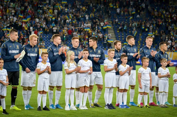 Dnipro Ucraina Settembre 2019 Nazionale Ucraina Ringrazia Tifosi Durante Amichevole — Foto Stock