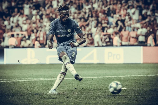 Estambul Turquía Agosto 2019 Tammy Abraham Sanciona Durante Partido Super —  Fotos de Stock