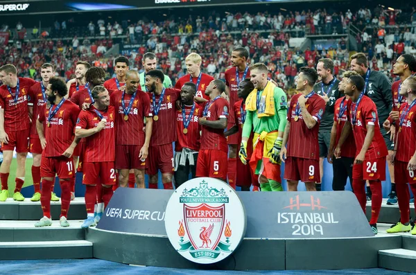 Istanbul Turkey August 2019 Liverpool Footballers Celebrate Victory Award Ceremony — Stock Photo, Image