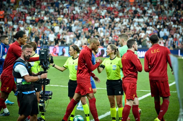 Istanbul Turkiet Augusti 2019 Fotbollsspelare Skakar Hand — Stockfoto