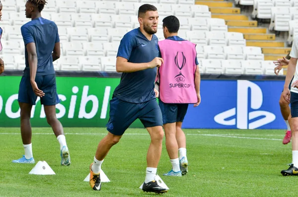 İstanbul, Türkiye - 14 Ağustos 2019: Türkiye 'nin Vodafone Arena kentindeki Vodafone Park' ta Liverpool ile Chelsea arasında oynanan Uefa Süper Kupa Finalleri öncesinde Chelsea futbolcuları antrenman oturumu