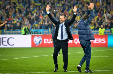 Kyiv, Ukrayna - 14 Ekim 2019: Ukrayna Milli Futbol Takımı ve Teknik Direktör Andriy Shevchenko Portekiz 'e karşı zaferini kutladı ve Euro 2020, Ukrayna