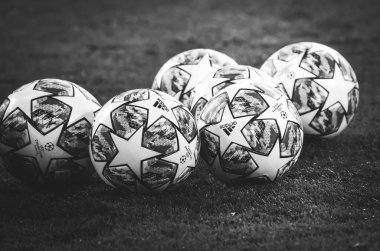 Kharkiv, Ukrayna - 18 Eylül 2019: Şampiyonlar Ligi resmi futbol topu Uefa Şampiyonlar Ligi maçında Ukrayna 'nın Manchester City (İngiltere) maçında sona erdi