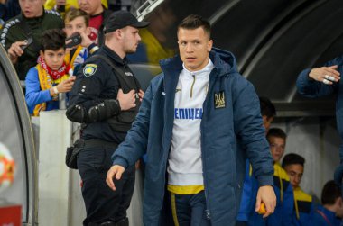 Kyiv, Ukrayna - 14 Ekim 2019: Uefa Euro 2020 ön eleme karşılaşmasında Yevhen Konoplianka ile Portekiz milli takımı Ukrayna arasında oynanan karşılaşma