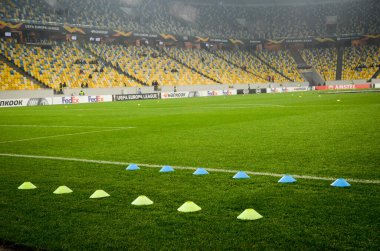 Lviv, Ukrayna - 28 Kasım 2019: Uefa Avrupa Ligi 'nin Uefa Wolfsburg, Ukrayna maçı sırasında stadyumun genel manzarası ve stadyumun manzarası