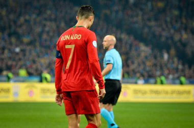 Kyiv, Ukrayna - 14 Ekim 2019: Uefa Euro 2020 ön eleme maçında Ukrayna milli takımı Ukrayna ile Ukrayna milli takımı arasında oynanan Cristiano Ronaldo