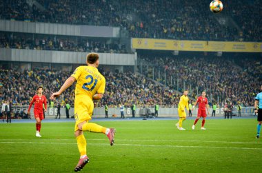 Kyiv, Ukrayna - 14 Ekim 2019: Oleksandr Karavaiev Uefa Euro 2020 ön eleme karşılaşmasında milli takım Ukrayna ile Portekiz milli takımı Ukrayna arasında oynanan karşılaşmada