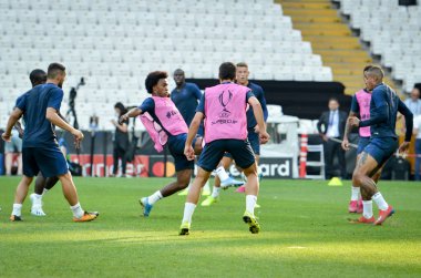 İstanbul, Türkiye - 14 Ağustos 2019: Türkiye 'nin Vodafone Arena kentindeki Vodafone Park' ta Liverpool ile Chelsea arasında oynanan Uefa Süper Kupa Finalleri öncesinde Chelsea futbolcuları antrenman oturumu