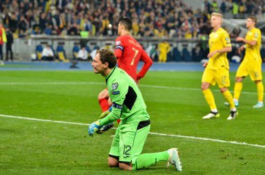 Kyiv, Ukrayna - 14 Ekim 2019: Cristiano Ronaldo, Uefa Euro 2020 ön eleme karşılaşmasında Portekiz, Ukrayna ile oynanan karşılaşmada aldığı penaltı sonrasında atılan golü kutladı