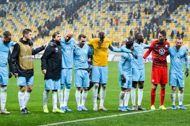 Lviv, Ukrayna - 28 Kasım 2019: Alexandria (Ukrayna) ile Wolfsburg (Almanya), Ukrayna arasındaki Uefa Avrupa Ligi karşılaşmasında kazandığı zaferden sonra Wolfsburg oyuncusu