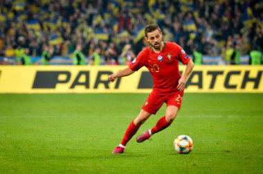 Kyiv, Ukrayna - 14 Ekim 2019: Uefa Euro 2020 ön eleme karşılaşmasında Ukrayna milli takımı Ukrayna ile Ukrayna milli takımı arasında oynanan karşılaşmada Bernardo Silva