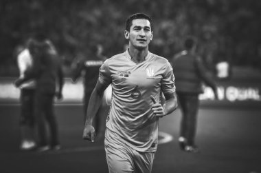 Kyiv, Ukrayna - 14 Ekim 2019: Taras Stepanenko Uefa Euro 2020 ön eleme karşılaşmasında milli takım Ukrayna ile Portekiz milli takımı Ukrayna arasında oynanan karşılaşma