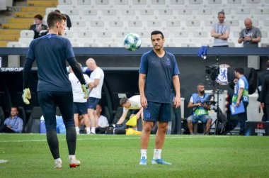 İstanbul, Türkiye - 14 Ağustos 2019: Türkiye 'nin Vodafone Arena kentindeki Vodafone Park' ta Liverpool ile Chelsea arasında oynanan Uefa Süper Kupa Finalleri öncesinde Chelsea futbolcuları antrenman oturumu
