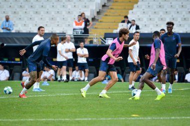 İstanbul, Türkiye - 14 Ağustos 2019: Türkiye 'nin Vodafone Arena kentindeki Vodafone Park' ta Liverpool ile Chelsea arasında oynanan Uefa Süper Kupa Finalleri öncesinde Chelsea futbolcuları antrenman oturumu