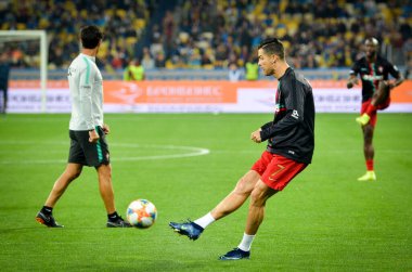 Kyiv, Ukrayna - 14 Ekim 2019: Uefa Euro 2020 ön eleme karşılaşmasında Ukrayna milli takımı Ukrayna ile Ukrayna milli takımı arasında oynanan karşılaşma sırasında Cristiano Ronaldo