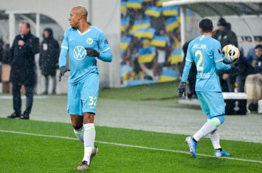 Lviv, Ukrayna - 28 Kasım 2019: Alexandria (Ukrayna) ile Wolfsburg (Almanya), Ukrayna arasındaki Uefa Avrupa Ligi maçı sırasında Marcel Tisserand oyuncusu