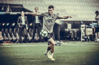 İstanbul, Türkiye - 14 Ağustos 2019: Uefa Süper Kupası Finallerinden önce James Milner Liverpool ile Chelsea arasında Vodafone Park, Vodafone Arena, Türkiye