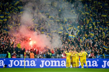 Kyiv, Ukrayna - 14 Ekim 2019: Uefa Euro 2020 ön eleme maçında Ukrayna milli takımı Ukrayna ile Portekiz, Ukrayna maçında atılan golü kutladı