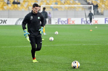 Lviv, Ukrayna - 28 Kasım 2019: Alexandria (Ukrayna) ile Wolfsburg (Almanya), Ukrayna arasındaki Uefa Avrupa Ligi maçı sırasında Pavao Pervan oyuncusu