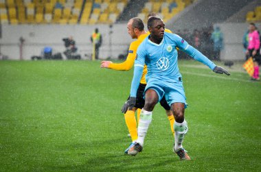 Lviv, Ukrayna - 28 Kasım 2019: Uefa Avrupa Ligi karşılaşmasında Jerome Roussillon oyuncusu Alexandria (Ukrayna) - Wolfsburg (Almanya), Ukrayna