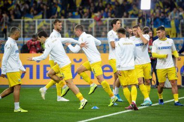 Kyiv, Ukrayna - 14 Ekim 2019: Uefa Euro 2020 ön eleme maçında Ukrayna milli takımı Ukrayna ile Portekiz, Ukrayna maçında futbol antrenmanı