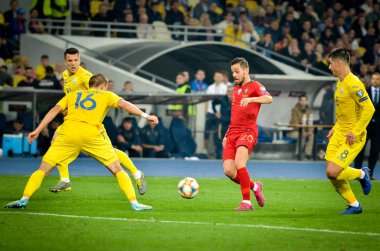 Kyiv, Ukrayna - 14 Ekim 2019: Uefa Euro 2020 ön eleme karşılaşmasında Ukrayna milli takımı Ukrayna ile Ukrayna milli takımı arasında oynanan karşılaşmada Bernardo Silva