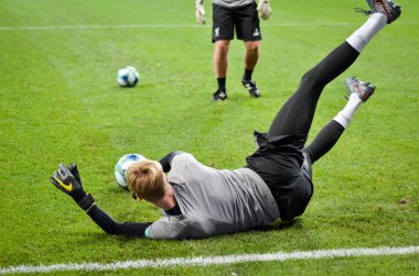 İstanbul, Türkiye - 14 Ağustos 2019: Uefa Süper Kupa Finalleri öncesinde Vodafone Arena, Türkiye 'deki Vodafone Park' ta Liverpool ile Chelsea arasında oynanan Caoimhin Kelleher karşılaşması