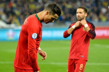 Kyiv, Ukrayna - 14 Ekim 2019: Uefa Euro 2020 ön eleme maçında Ukrayna milli takımı Ukrayna ile Ukrayna milli takımı arasında oynanan Cristiano Ronaldo