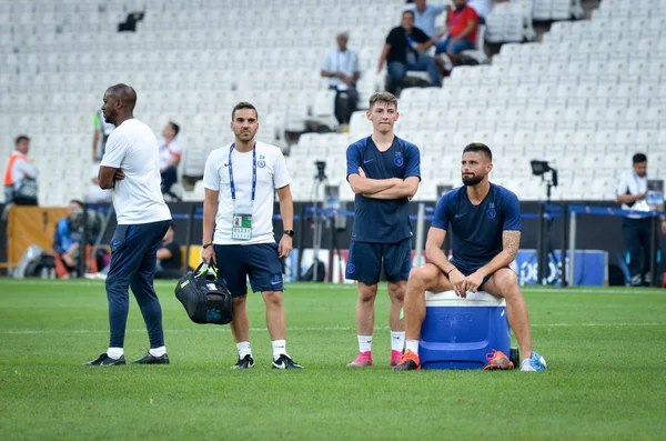 İstanbul, Türkiye - 14 Ağustos 2019: Türkiye 'nin Vodafone Arena kentindeki Vodafone Park' ta Liverpool ile Chelsea arasında oynanan Uefa Süper Kupa Finalleri öncesinde Chelsea futbolcuları antrenman oturumu