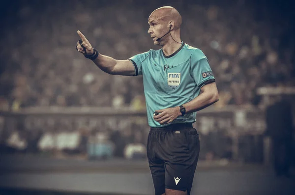 Kiew Ukraine Oktober 2019 Schiedsrichter Anthony Taylor Während Des Uefa — Stockfoto