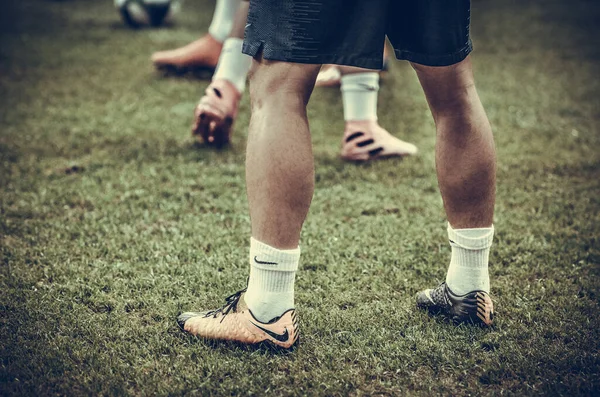 Istanbul Turkiet Augusti 2019 Fotbollsträning Okända Fotbollsspelare Utan Ansikte Ben — Stockfoto