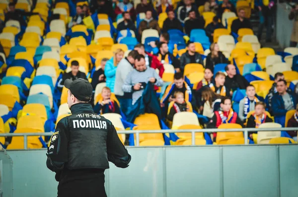 Kyiv Ucraina Ottobre 2019 Polizia Allo Stadio Tra Tifosi Durante — Foto Stock