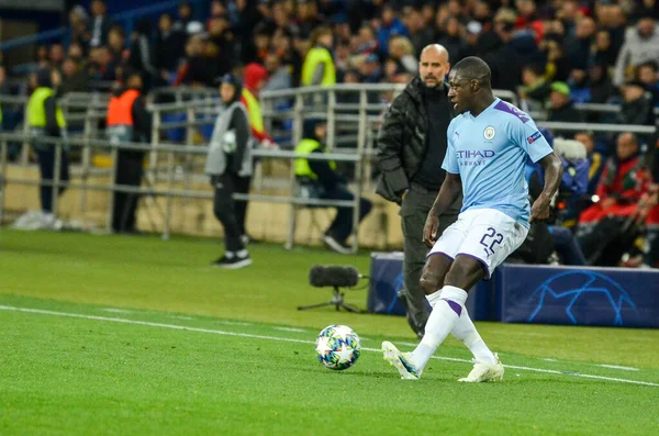 Kharkiv, Ukrayna - 18 Eylül 2019: Benjamin Mendy Uefa Şampiyonlar Ligi karşılaşmasında Shakhtar Donetsk - Manchester City (İngiltere), Ukrayna
