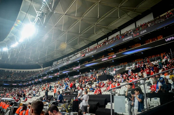 Istanbul Turkey August 2019 Liverpool Football Fans Spectators Uefa Super — ストック写真