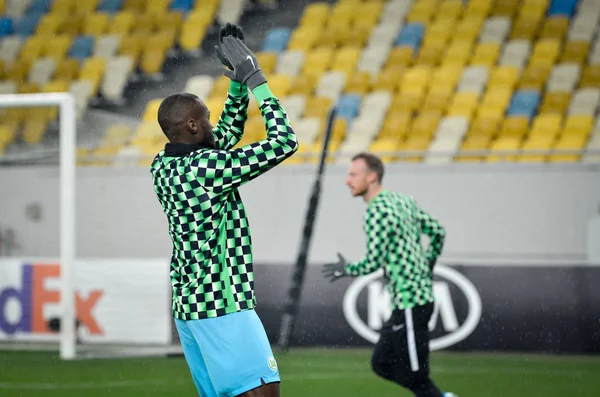 Lviv Ucraina Novembre 2019 Wolfsburg Calciatore Entra Midollo Durante Partita — Foto Stock