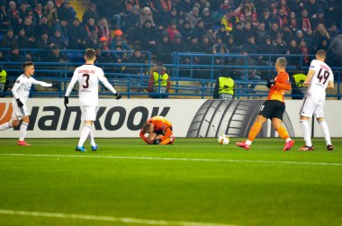 Kharkiv, Ukrayna - 20 Şubat 2020: Uefa Avrupa Ligi karşılaşmasında Alejandro Grimaldo oyuncusu Shakhtar Donetsk - Sl Benfica (Portekiz), Ukrayna