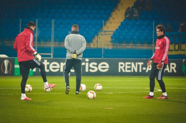 Kharkiv, Ukrayna - 20 Şubat 2020: Shakhtar Donetsk - Sl Benfica (Portekiz), Ukrayna arasındaki Uefa Avrupa Ligi maçı sırasında futbolcu