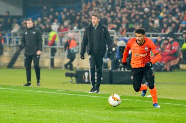 Kharkiv, Ukrayna - 20 Şubat 2020: Shakhtar Donetsk - Sl Benfica (Portekiz), Ukrayna arasındaki Uefa Avrupa Ligi maçı sırasında futbolcu