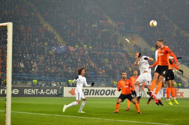 Kharkiv, Ukrayna - 20 Şubat 2020: Shakhtar Donetsk - Sl Benfica (Portekiz), Ukrayna arasındaki Uefa Avrupa Ligi maçı sırasında futbolcu
