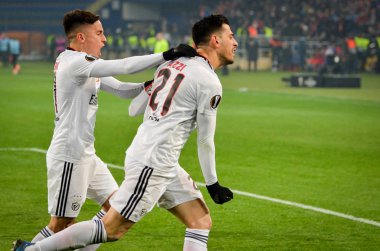 Kharkiv, Ukrayna - 20 Şubat 2020: Pizzi, Uefa Avrupa Ligi maçında Shakhtar Donetsk - Sl Benfica (Portekiz), Ukrayna maçında atılan golü kutladı